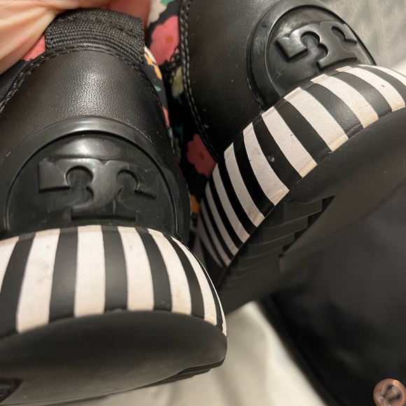 RARE Jupiter Tory Burch Floral Sneakers - Picture 7 of 7
